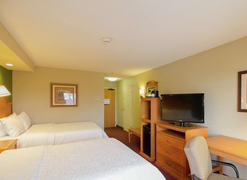 Hampton Inn Norfolk Ngoại thất bức ảnh