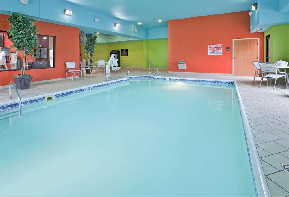 Hampton Inn Norfolk Ngoại thất bức ảnh